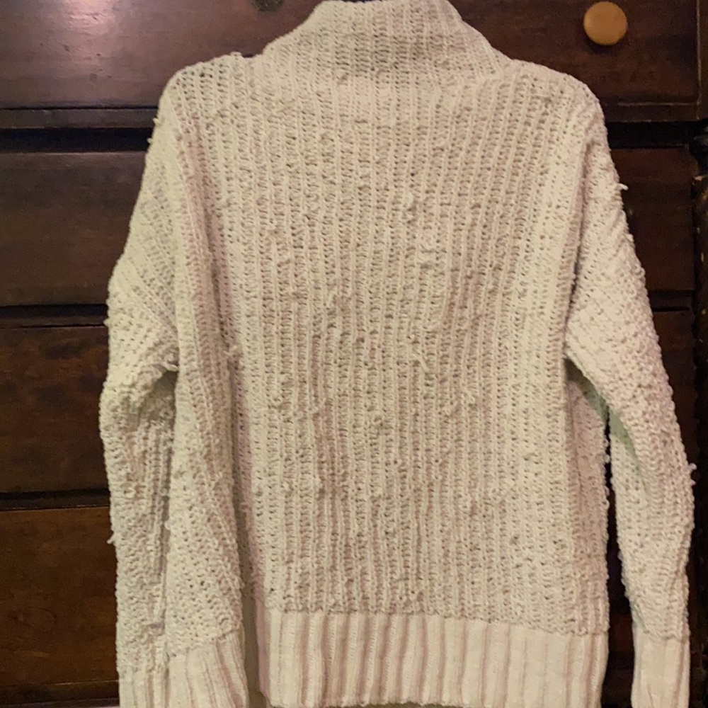 PINK Sweater - Picture 4 of 4